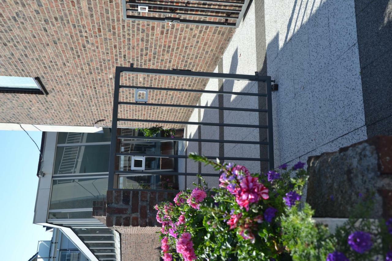 Marx Motel Valkenburg aan de Geul Exteriör bild