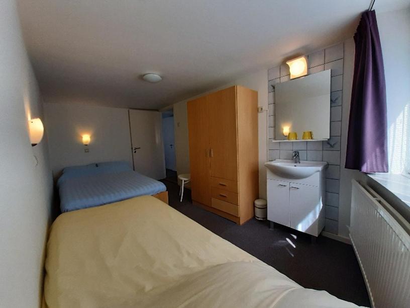Marx Motel Valkenburg aan de Geul Exteriör bild